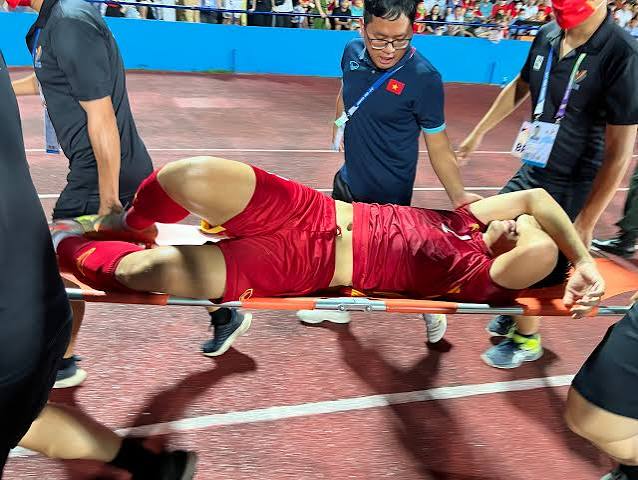 Một số thuật ngữ bóng đá thường gặp khác